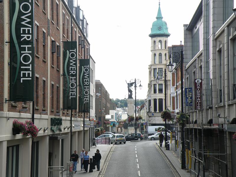 20100808a Londonderry vanaf stadsmuur.JPG